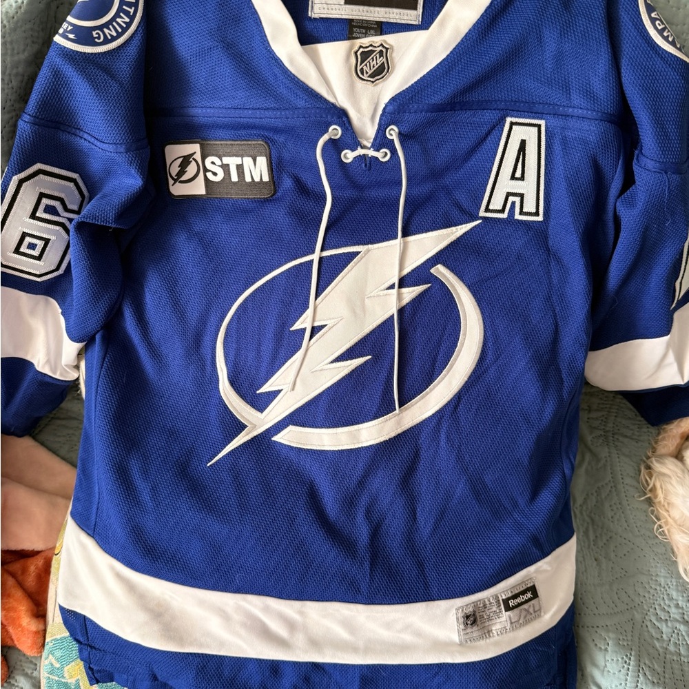 Reebok Blue and White Lightning NHL Jersey Youth XL-Women’s S